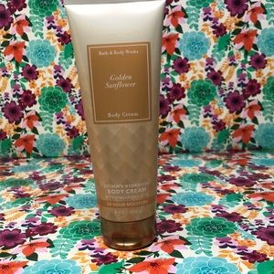 Bath & Body Works Golden Sunflowers Body Cream 8 oz